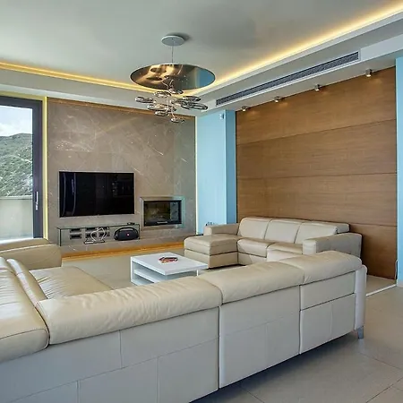Readmyhostprofile # Luxury 6 Bedroom With Pool Апартаменты