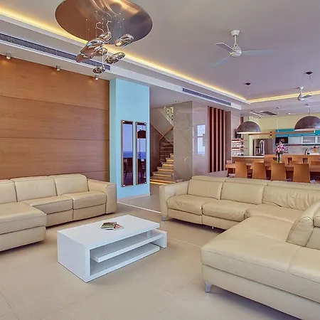 Апартаменты Readmyhostprofile # Luxury 6 Bedroom With Pool